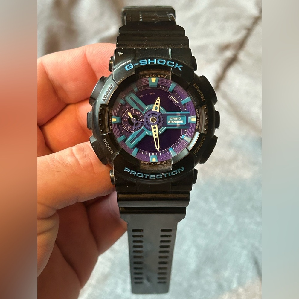 Casio G-Shock Vibrant Black and Purple Watch